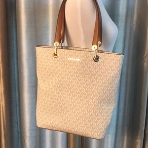 NWOT Michael Kors large tote bag